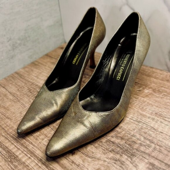 Roberto Capucci Heels - Picture 1 of 10